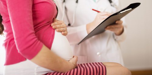 Arztbesuch während der Schwangerschaft